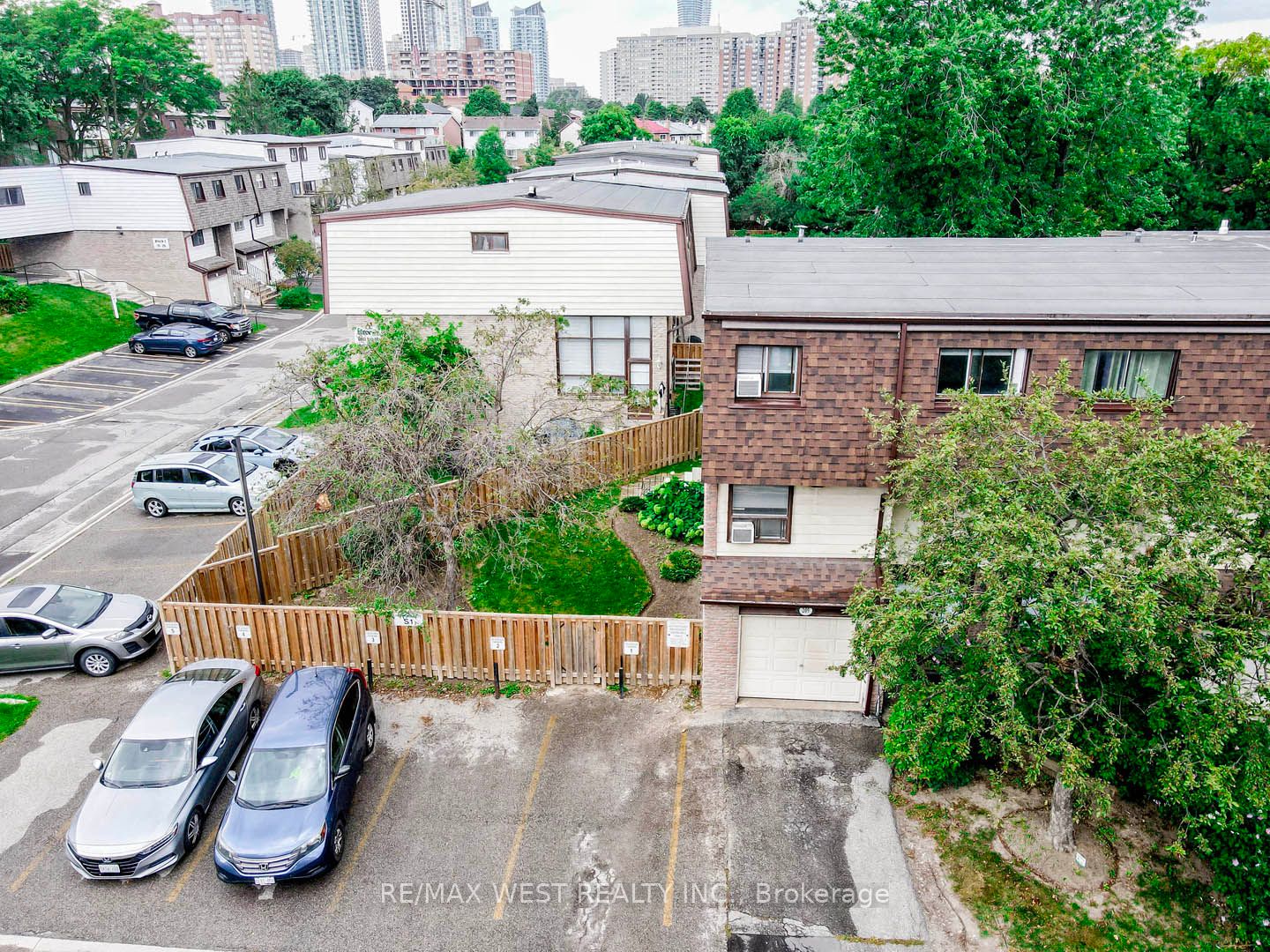 180 Mississauga Valley Boulevard, ##209