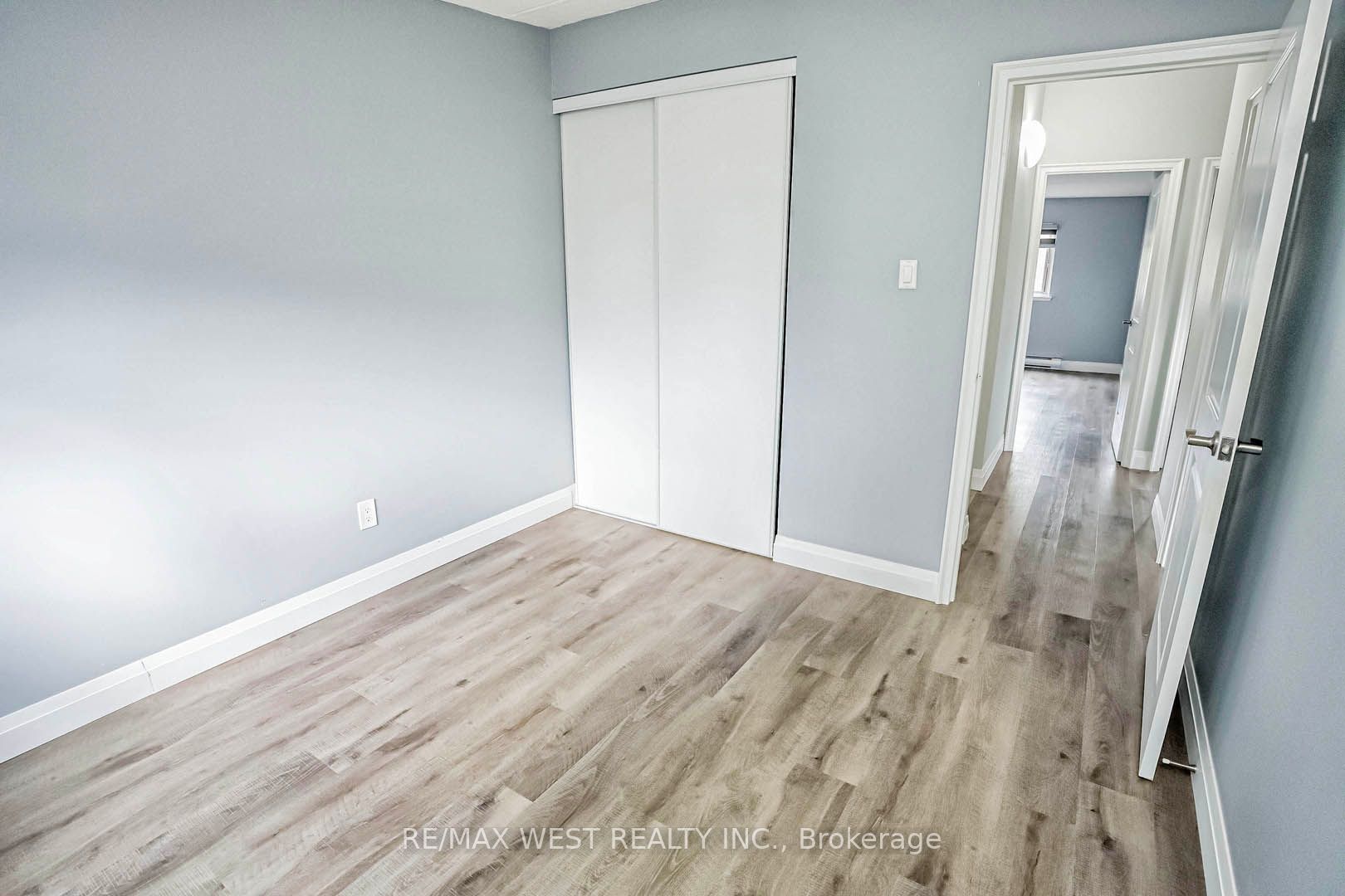 180 Mississauga Valley Boulevard, ##209