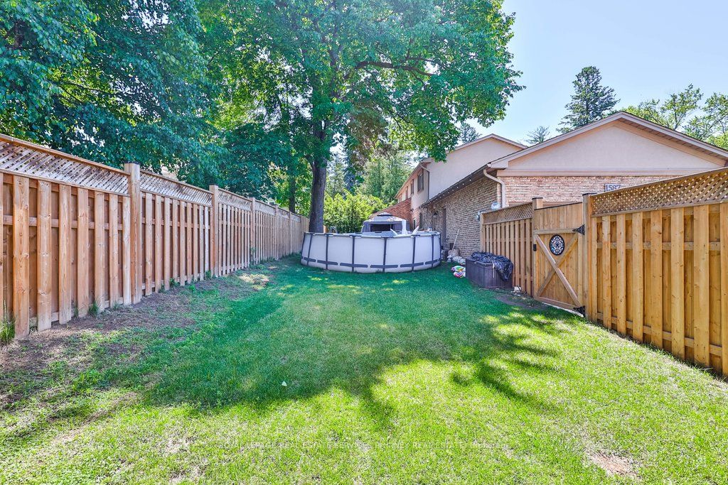 1587 Stavebank Road