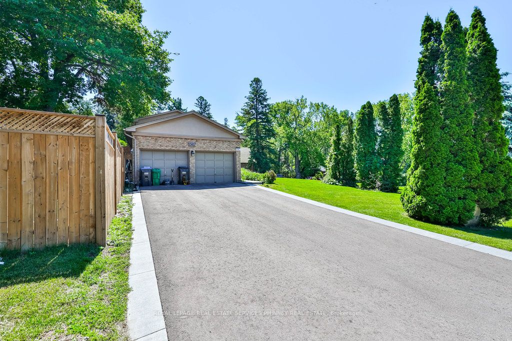 1587 Stavebank Road