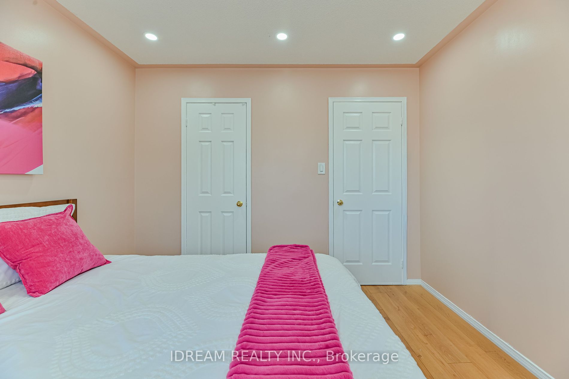 36 Letty Avenue
