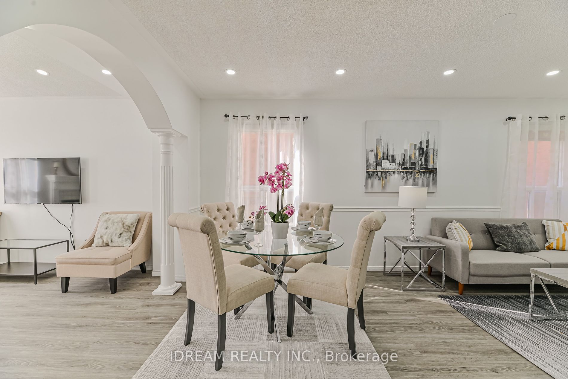 36 Letty Avenue
