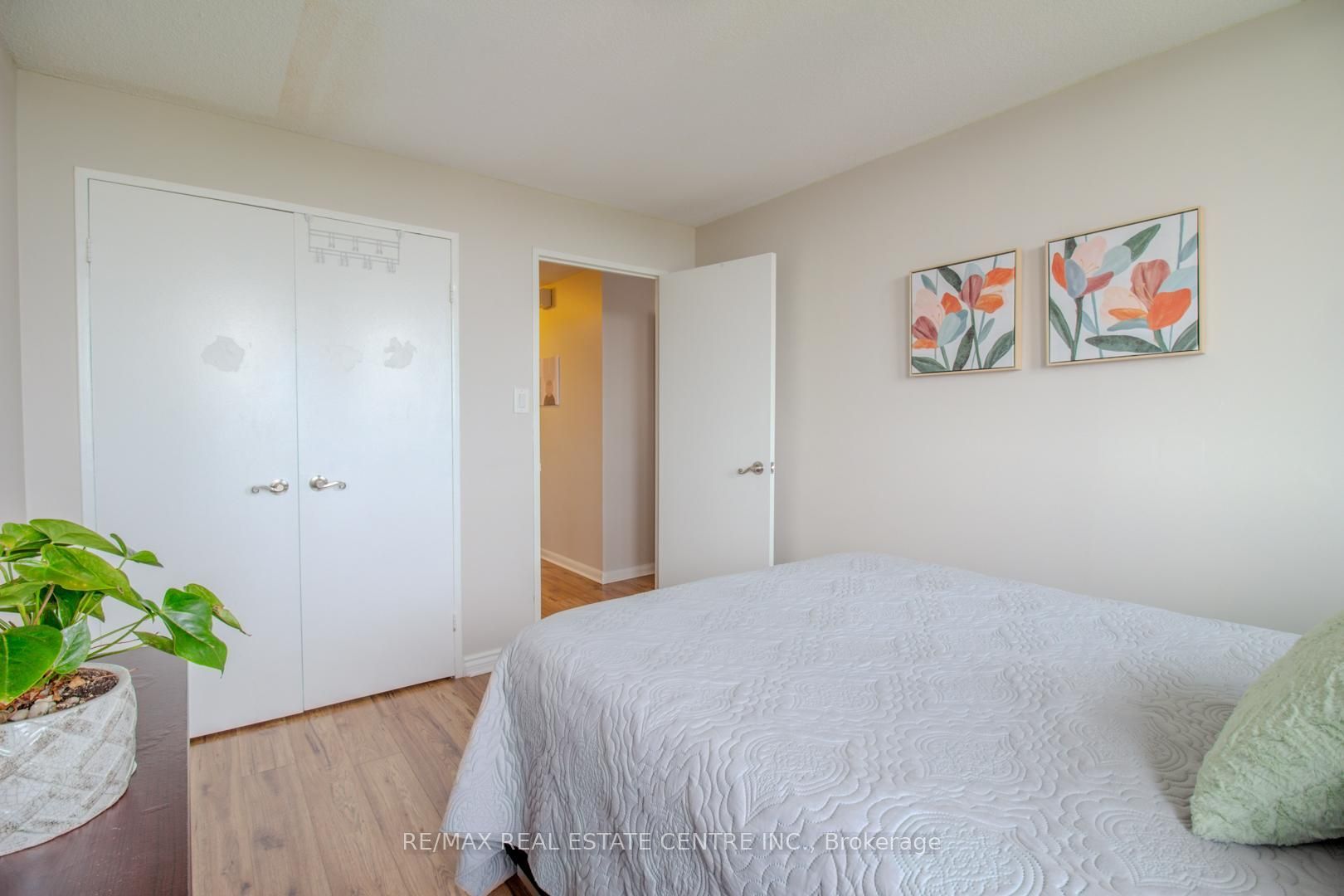 1320 Mississauga Valley Blvd, #1012