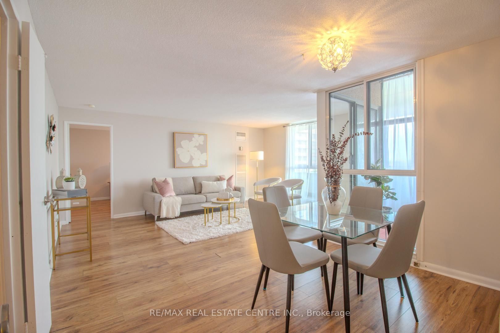 1320 Mississauga Valley Blvd, #1012