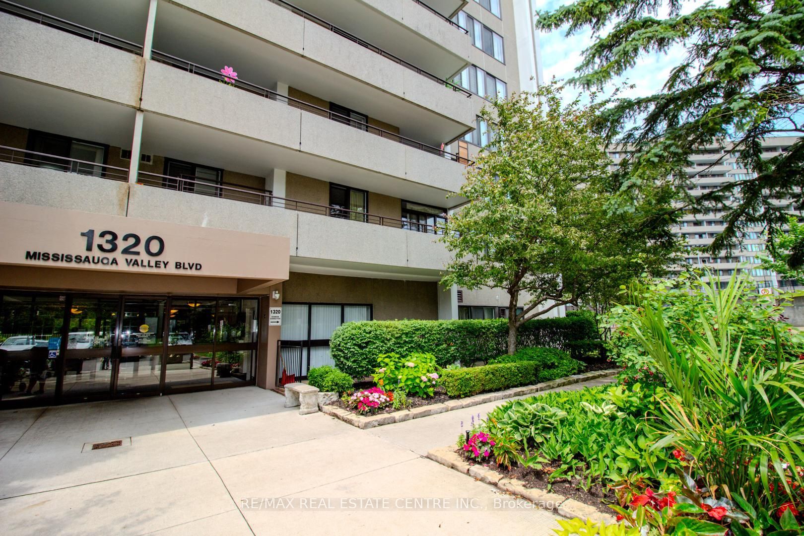 1320 Mississauga Valley Blvd, #1012