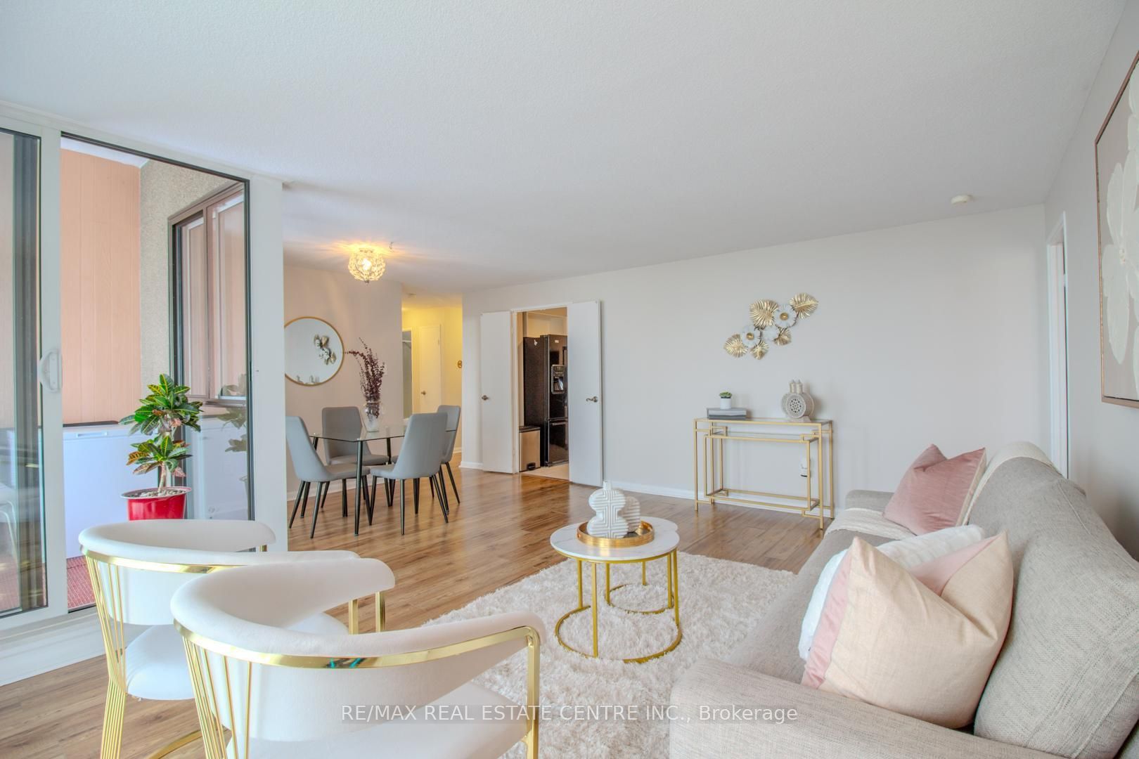 1320 Mississauga Valley Blvd, #1012