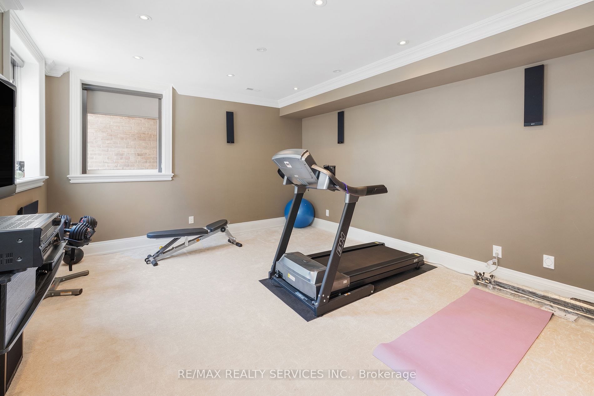 2454 Mississauga Rd