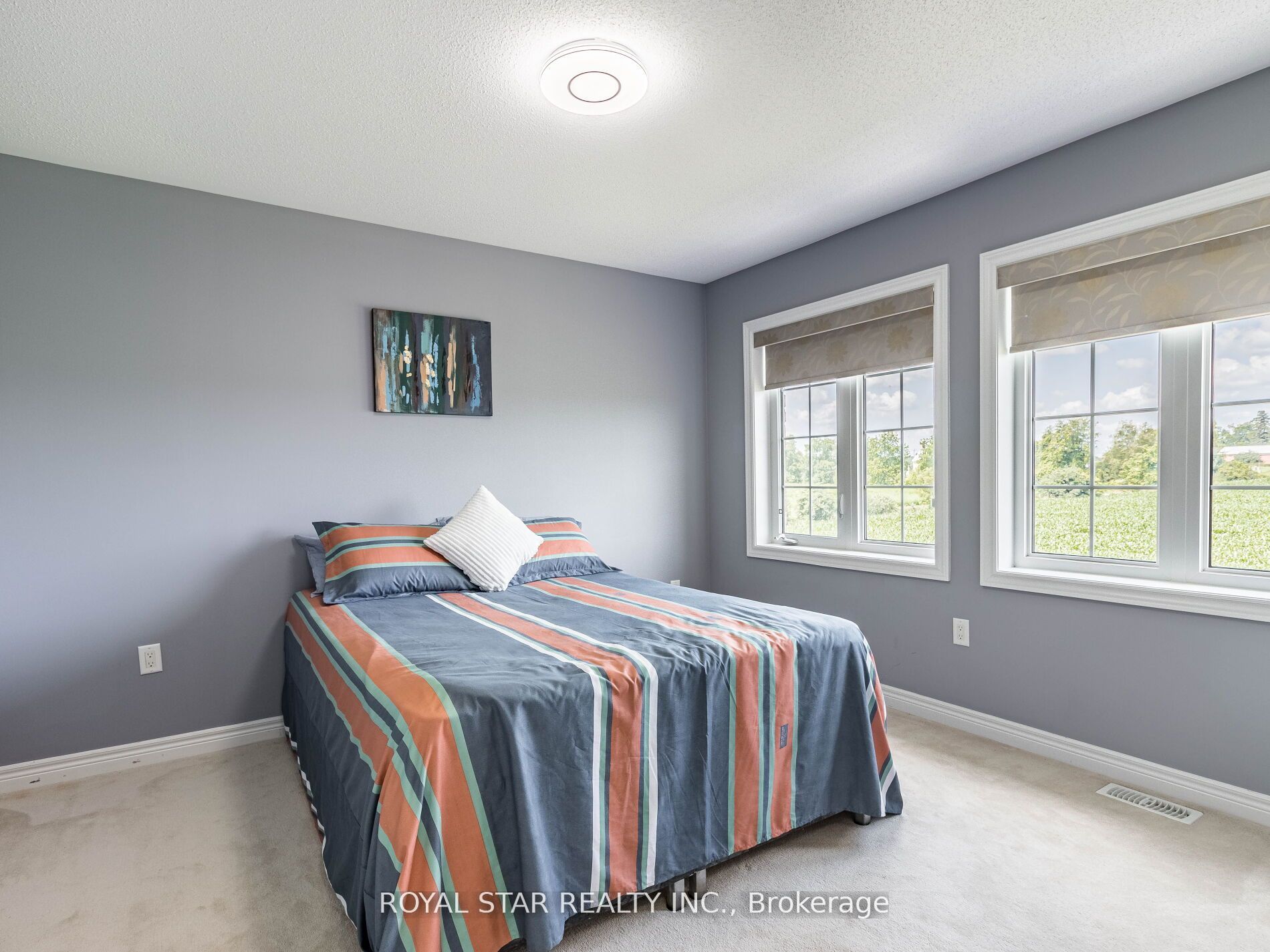 24 Bonnieglen Farm Blvd
