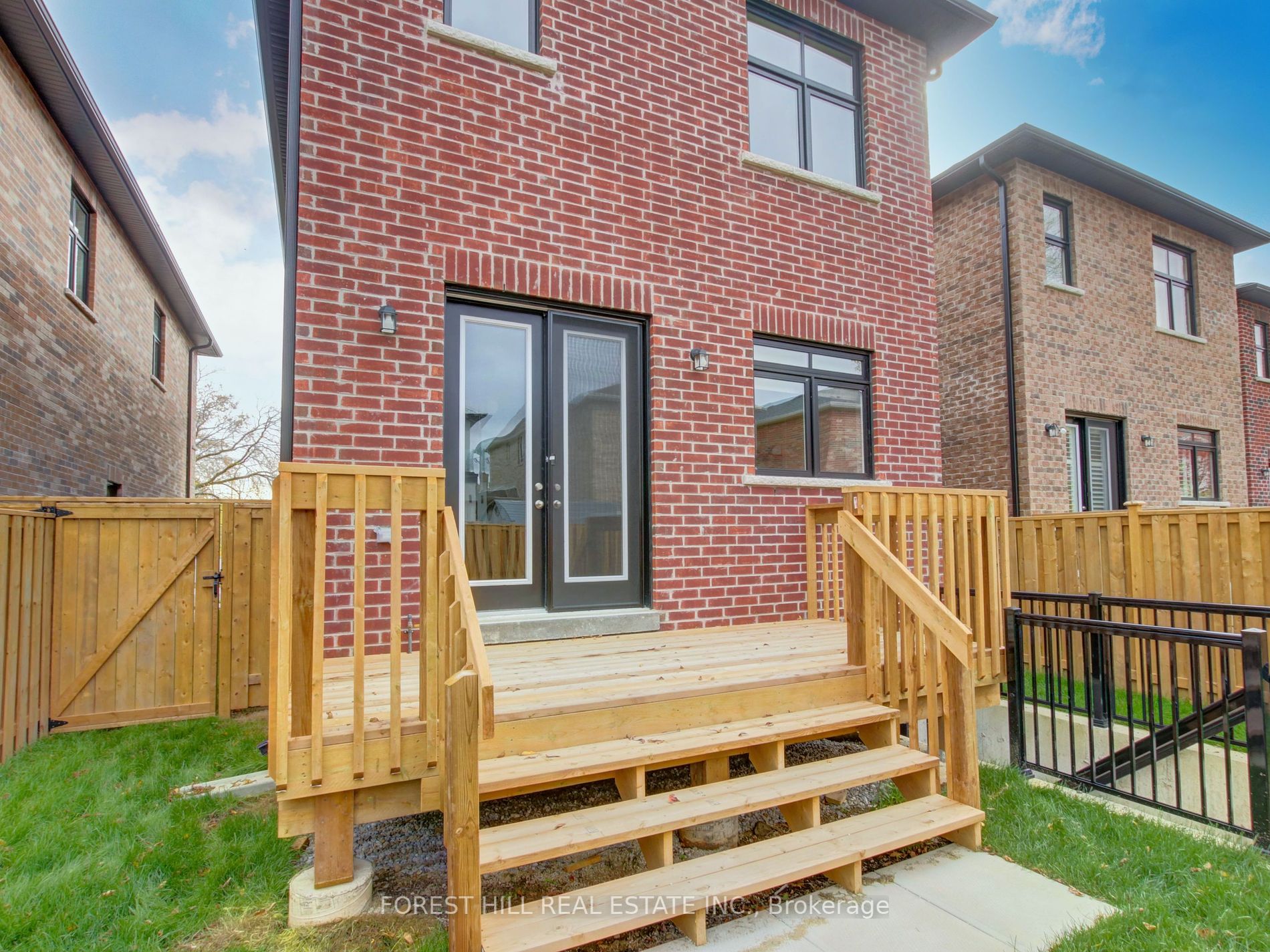723 Ebony Avenue