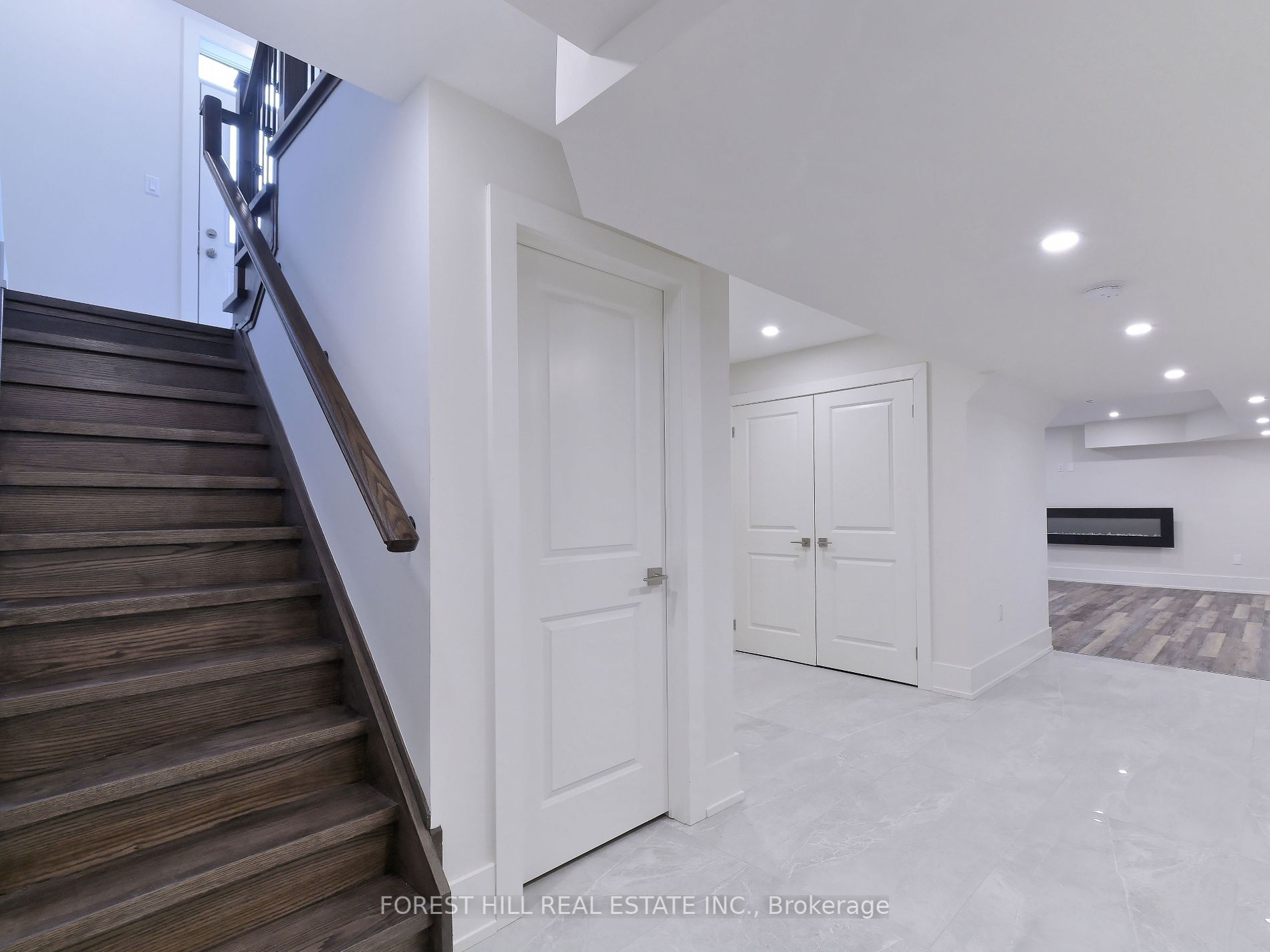 723 Ebony Avenue