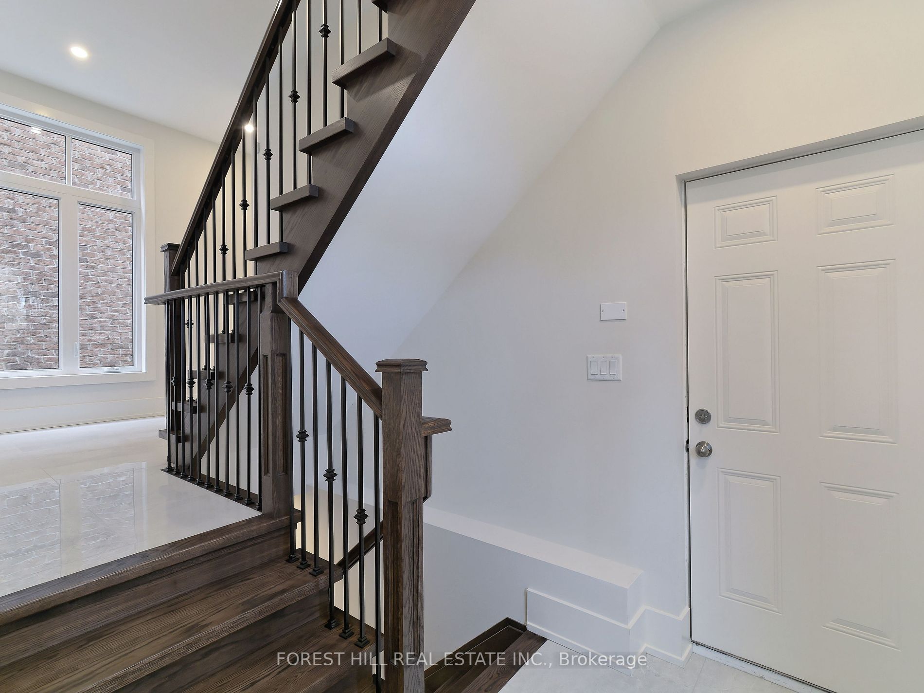 723 Ebony Avenue