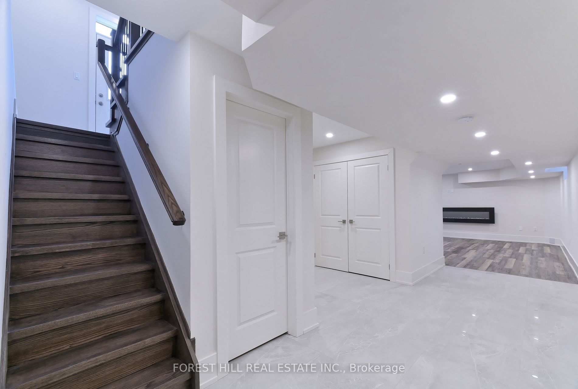 723 Ebony Avenue