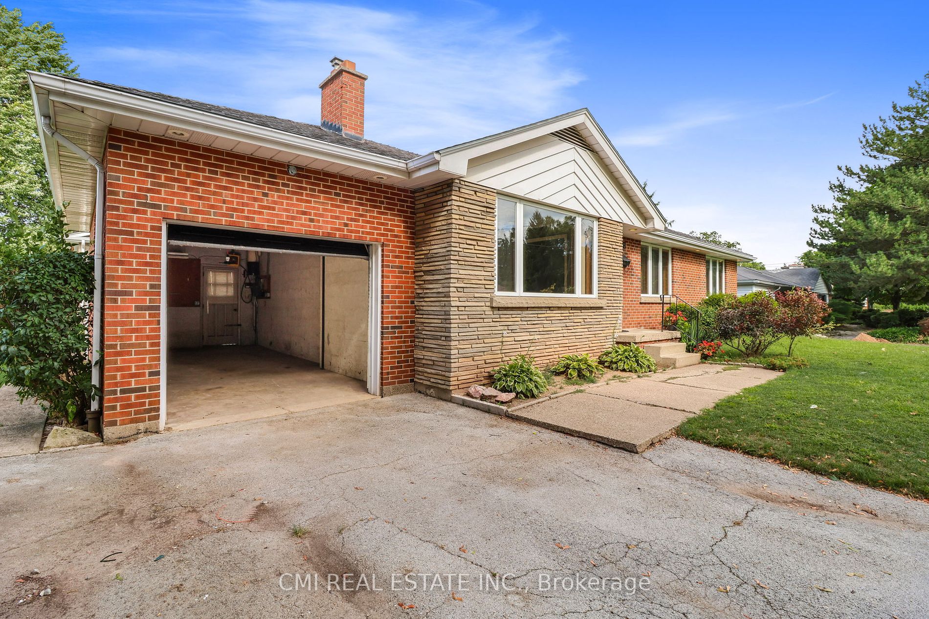 877 Condor Drive