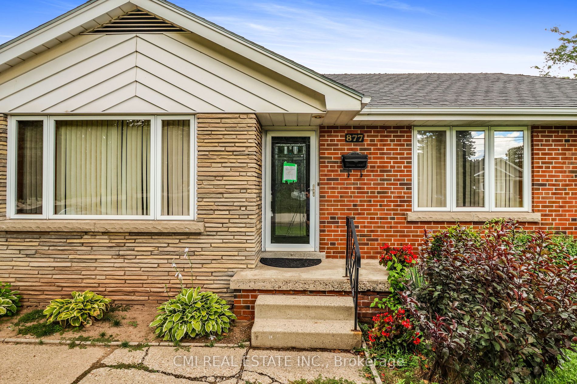 877 Condor Drive