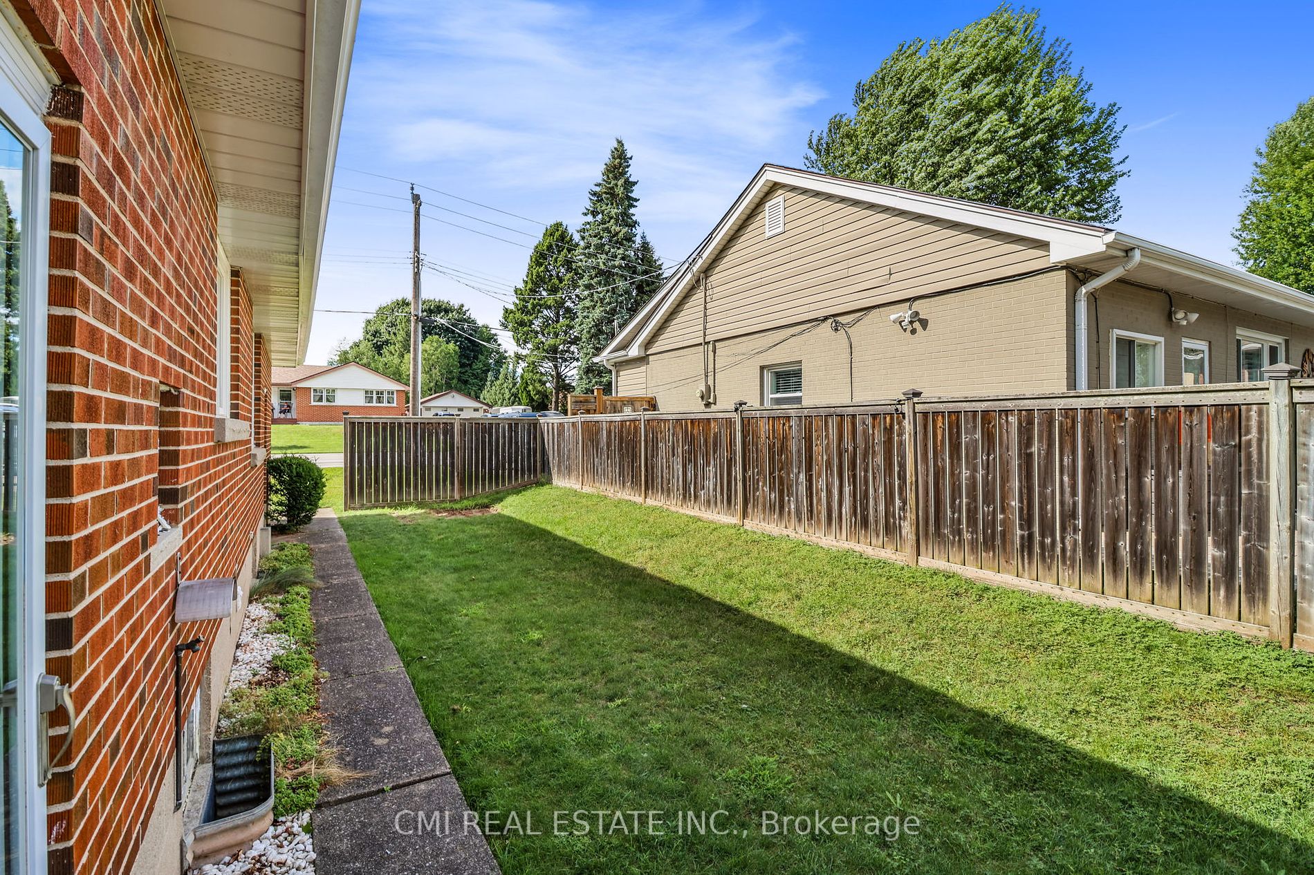 877 Condor Drive