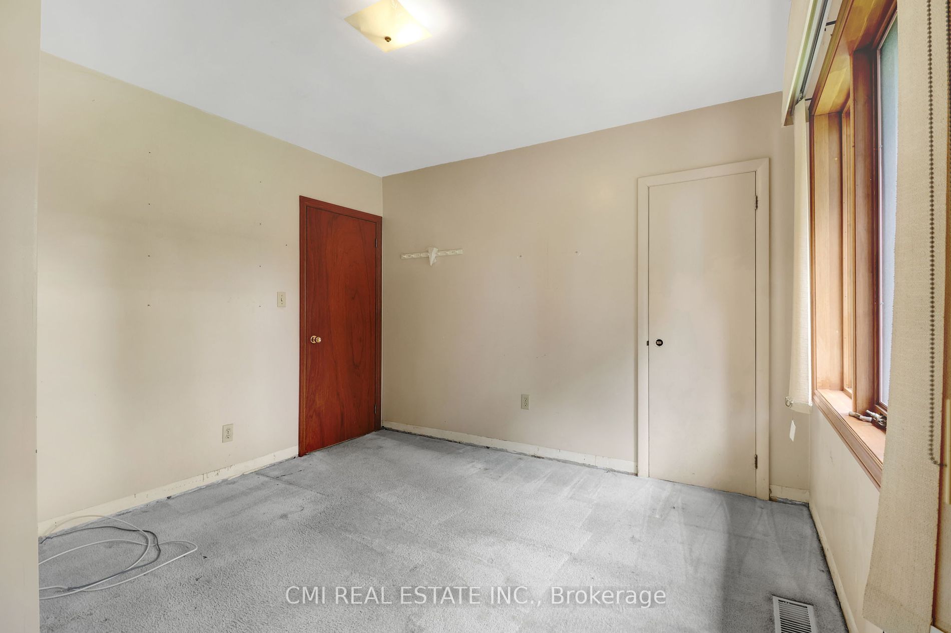 877 Condor Drive