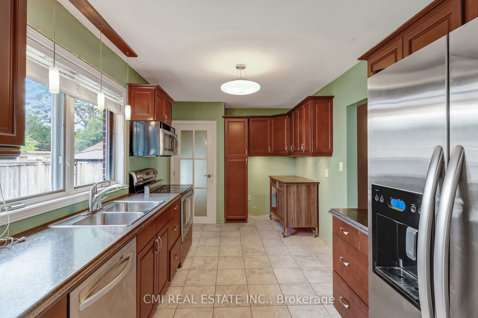 877 Condor Drive