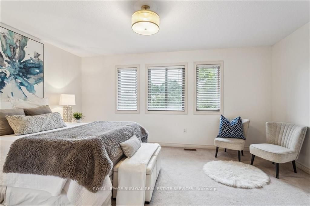1261 Stephenson Drive
