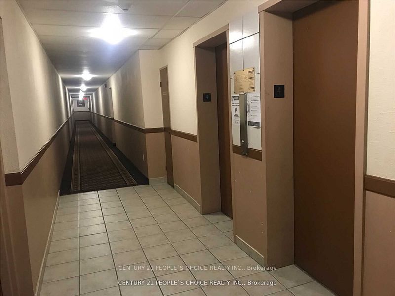 3533 Derry Rd E, #801