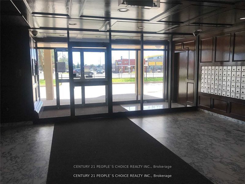 3533 Derry Rd E, #801