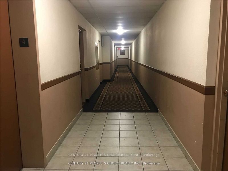 3533 Derry Rd E, #801