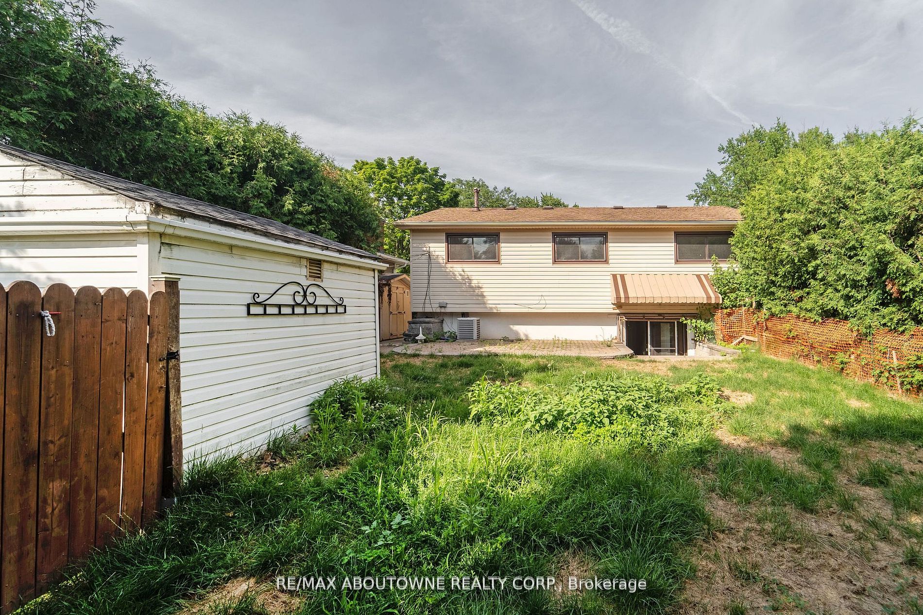 608 Thornwood Ave