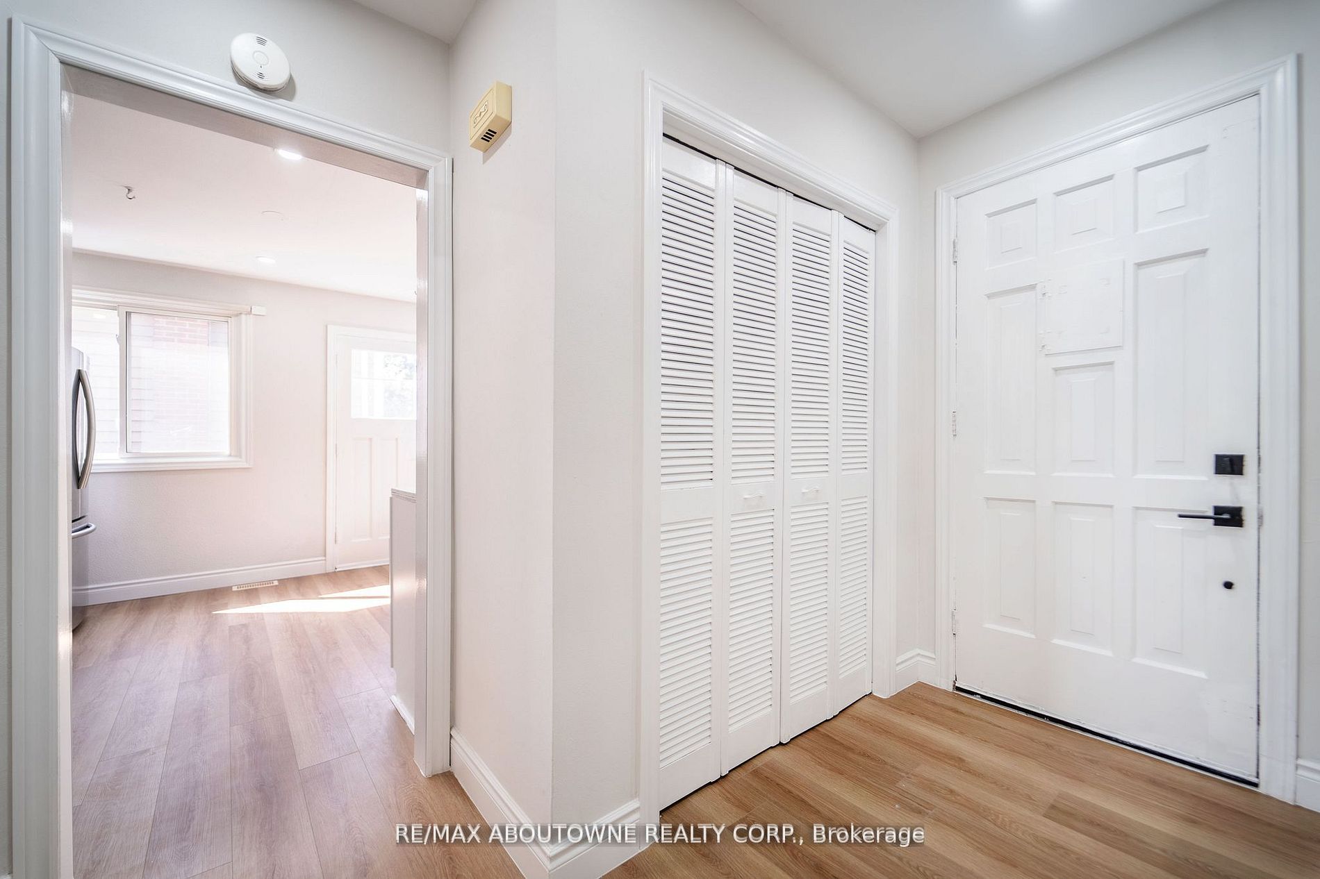 608 Thornwood Ave