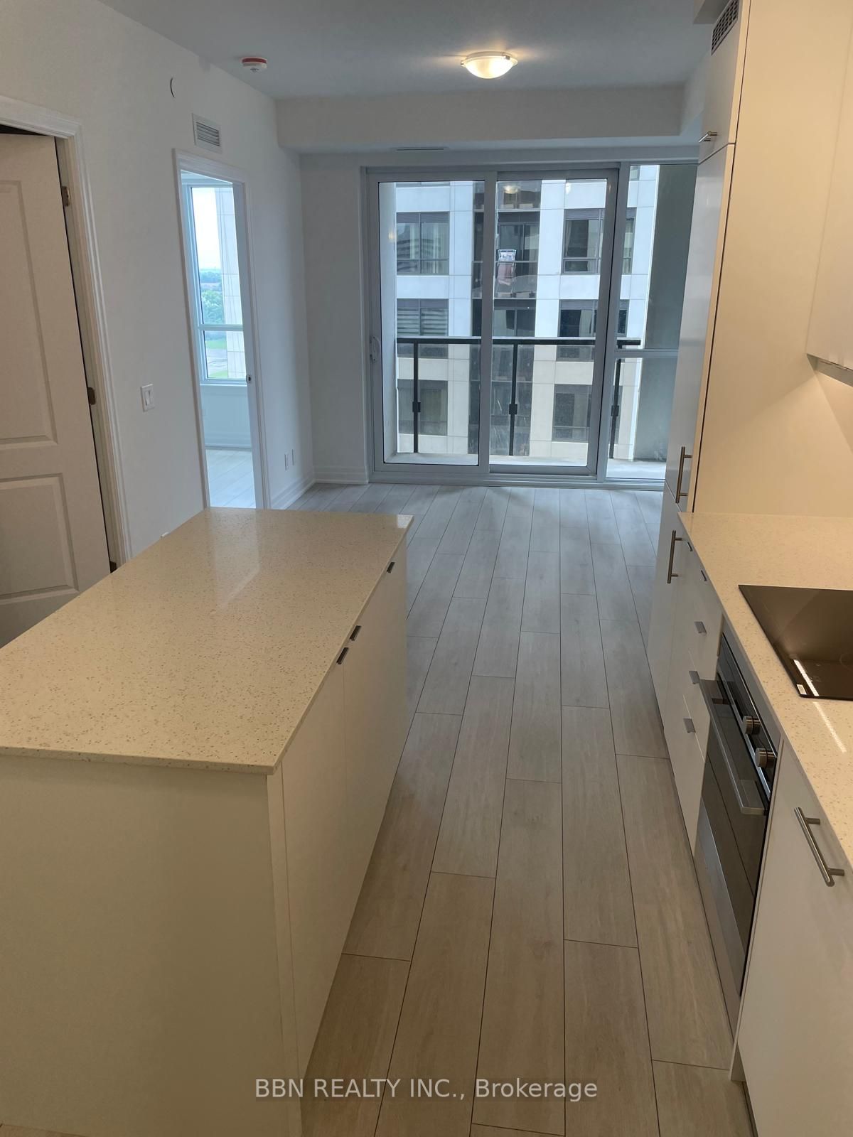 30 Elm Dr W, #909