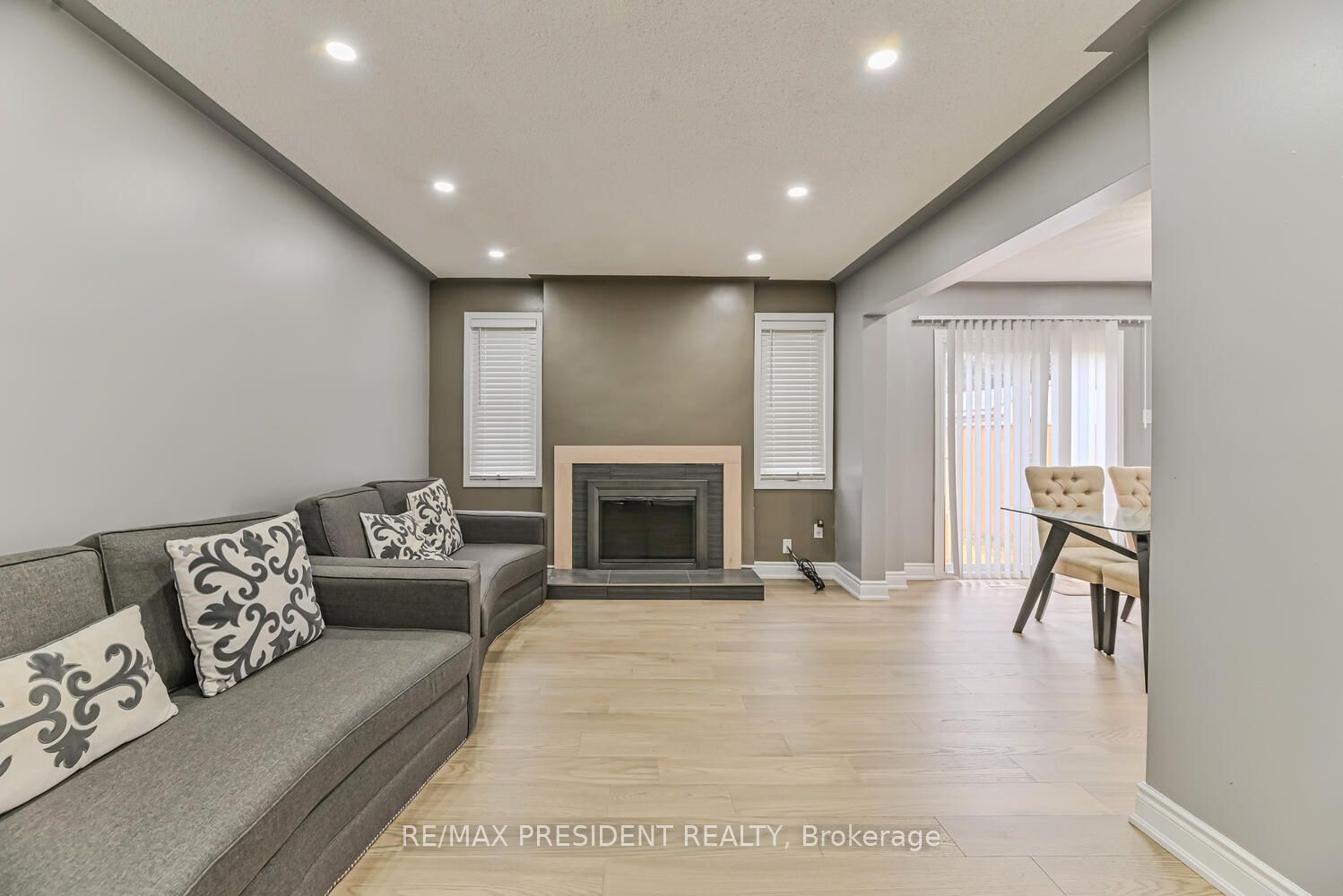 62 Bramhall Circ