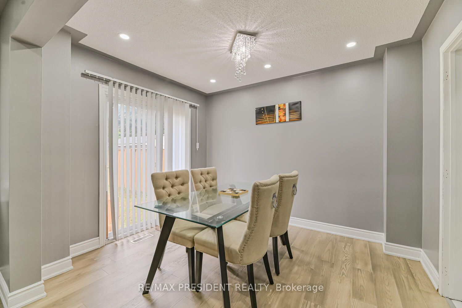 62 Bramhall Circ