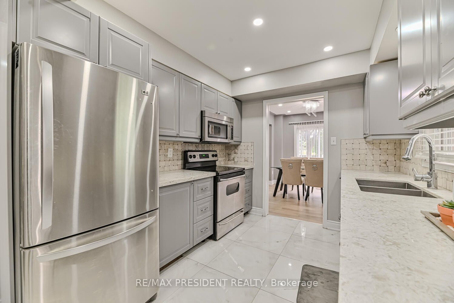 62 Bramhall Circ
