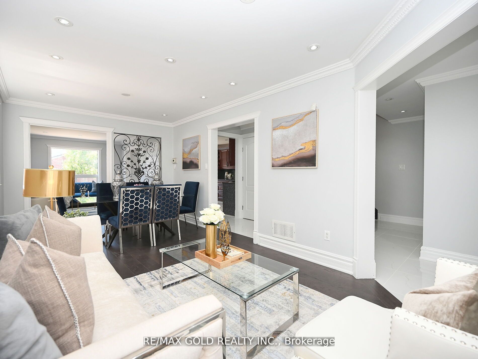 6 Oatfield Road