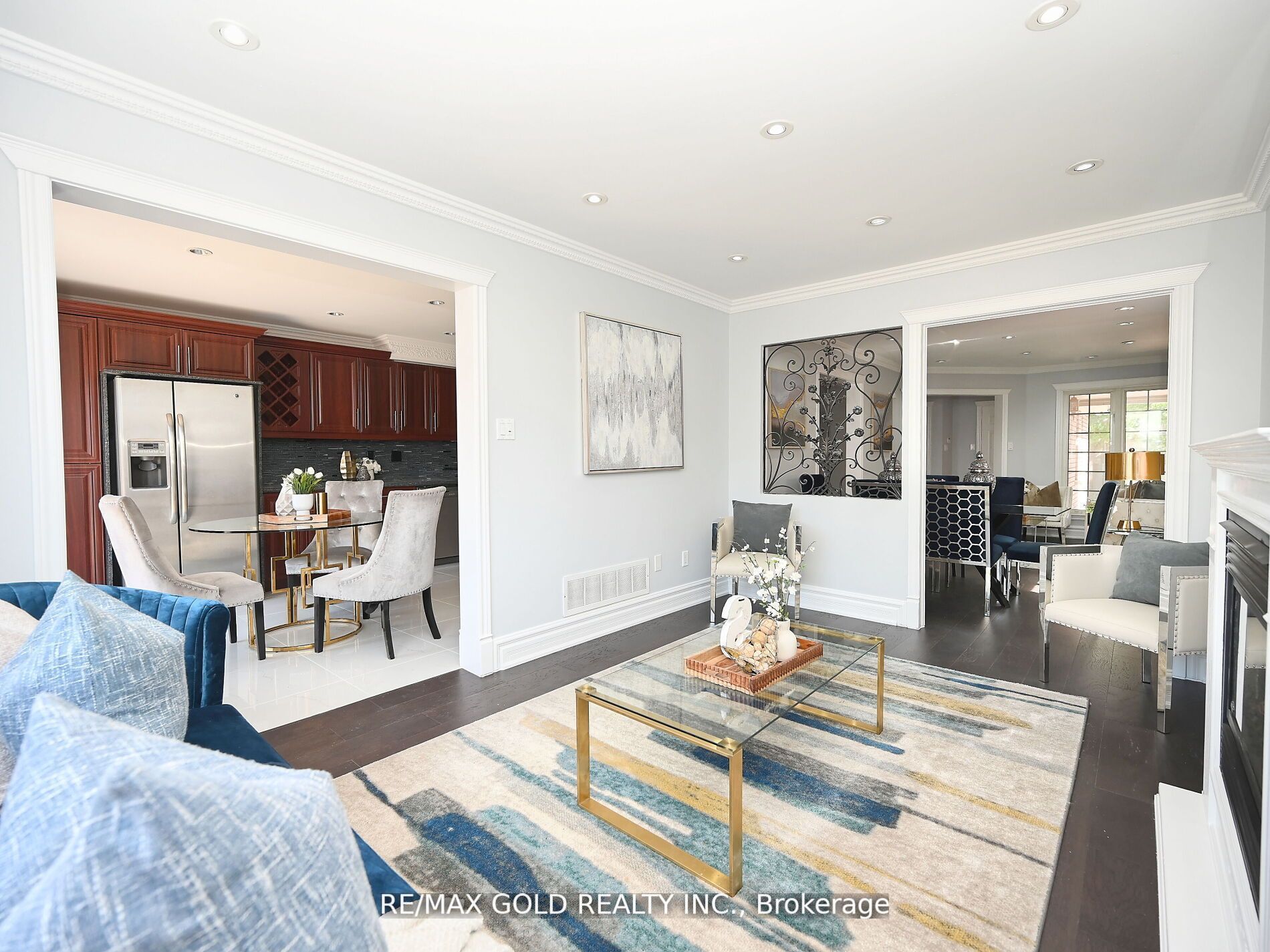 6 Oatfield Road