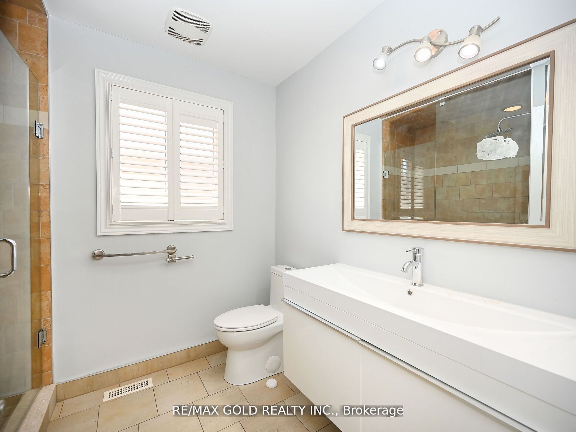 6 Oatfield Road