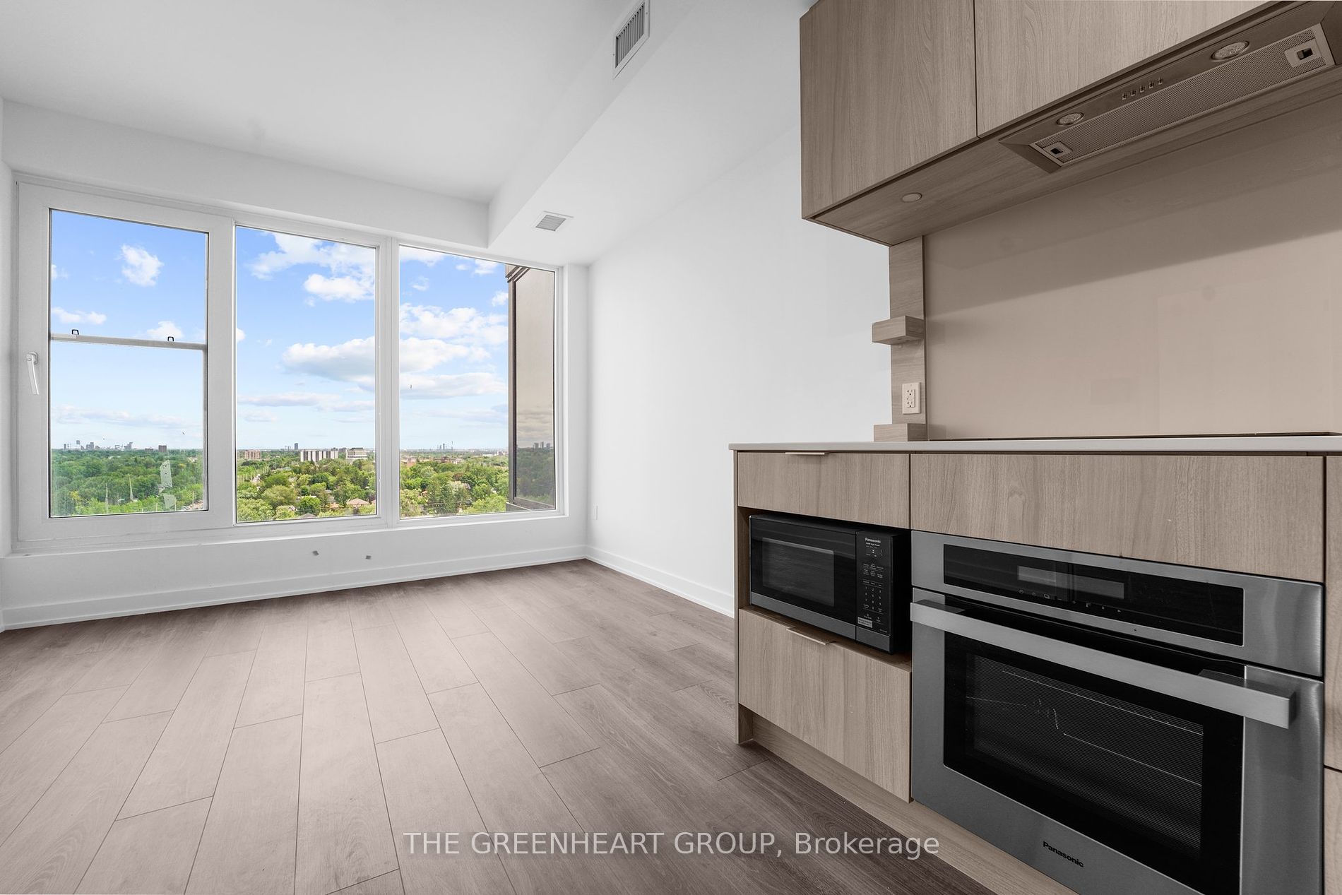 28 Ann Street #1304