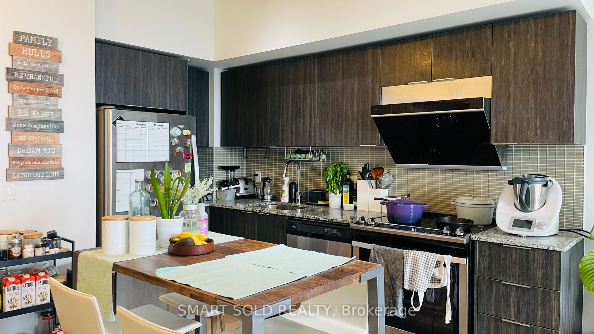 30 Shore Breeze Drive #2419