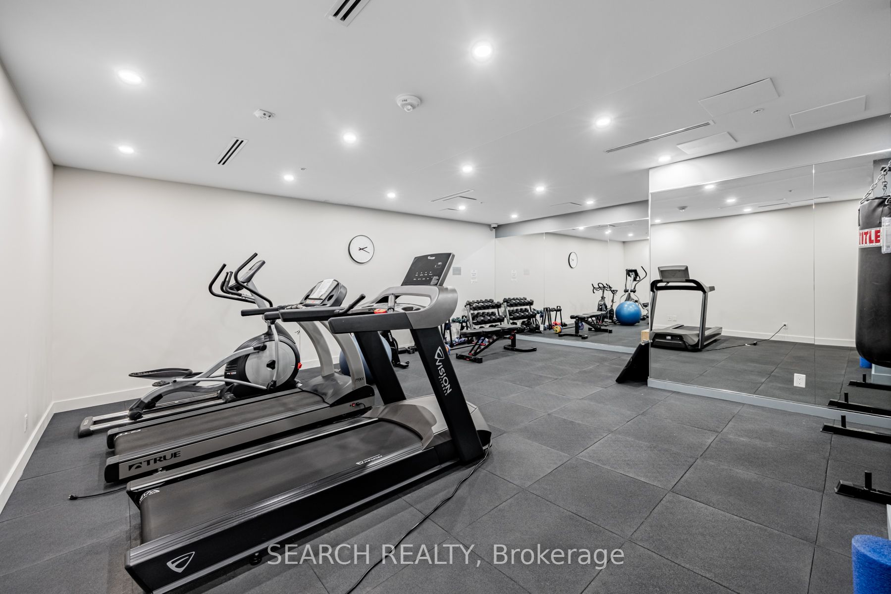36 Howard Park Ave, #303