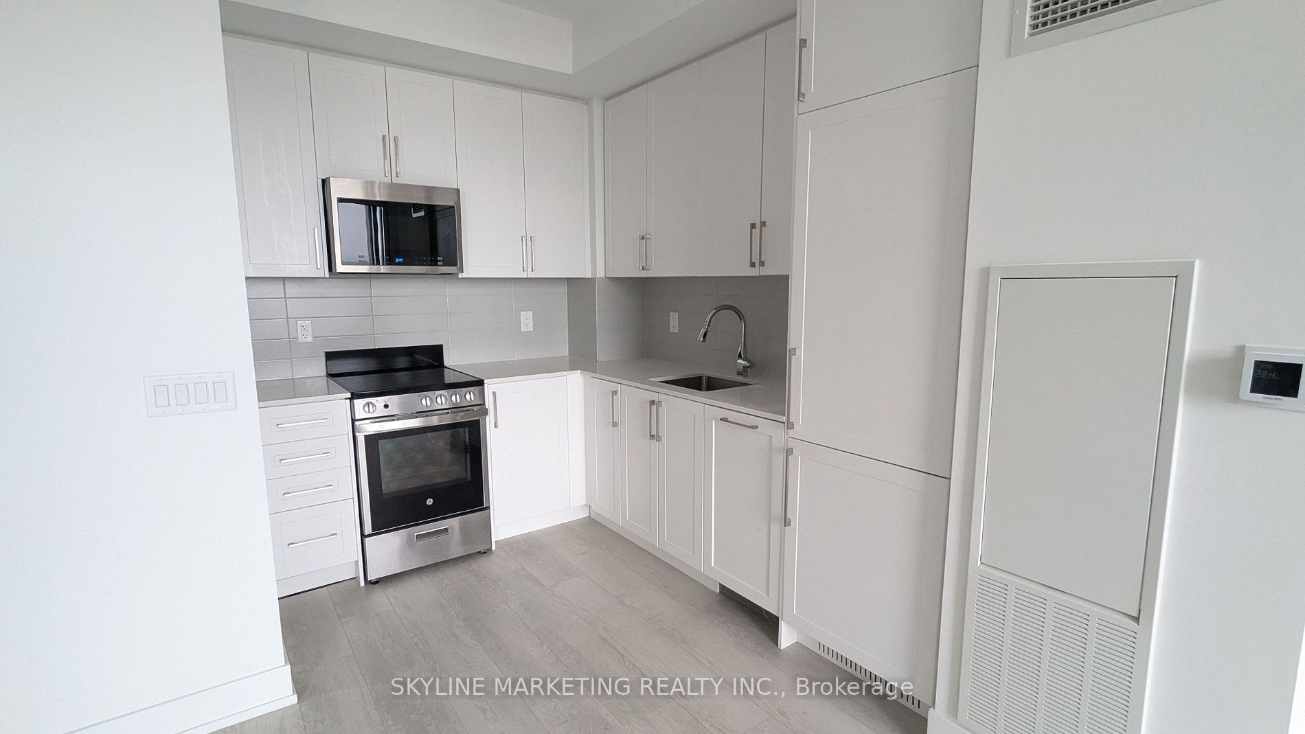 2450 Old Bronte Road #614