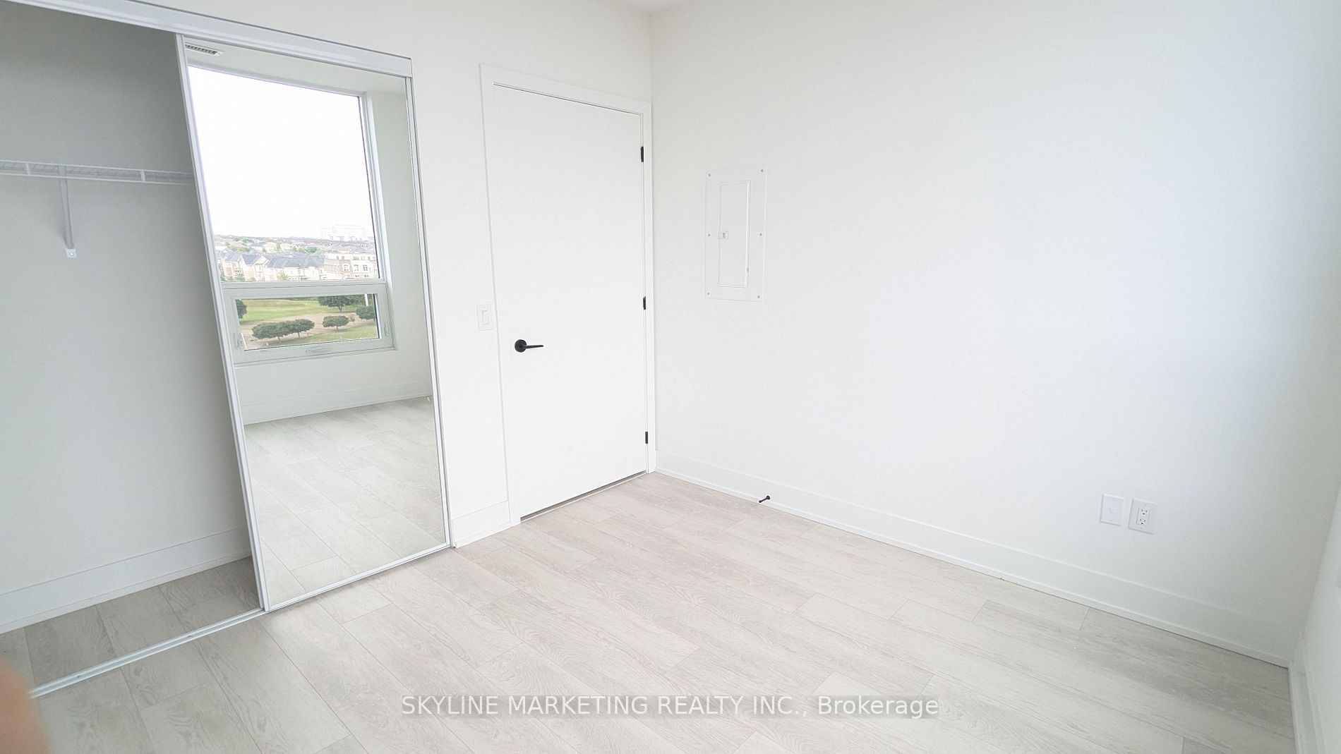 2450 Old Bronte Road #614