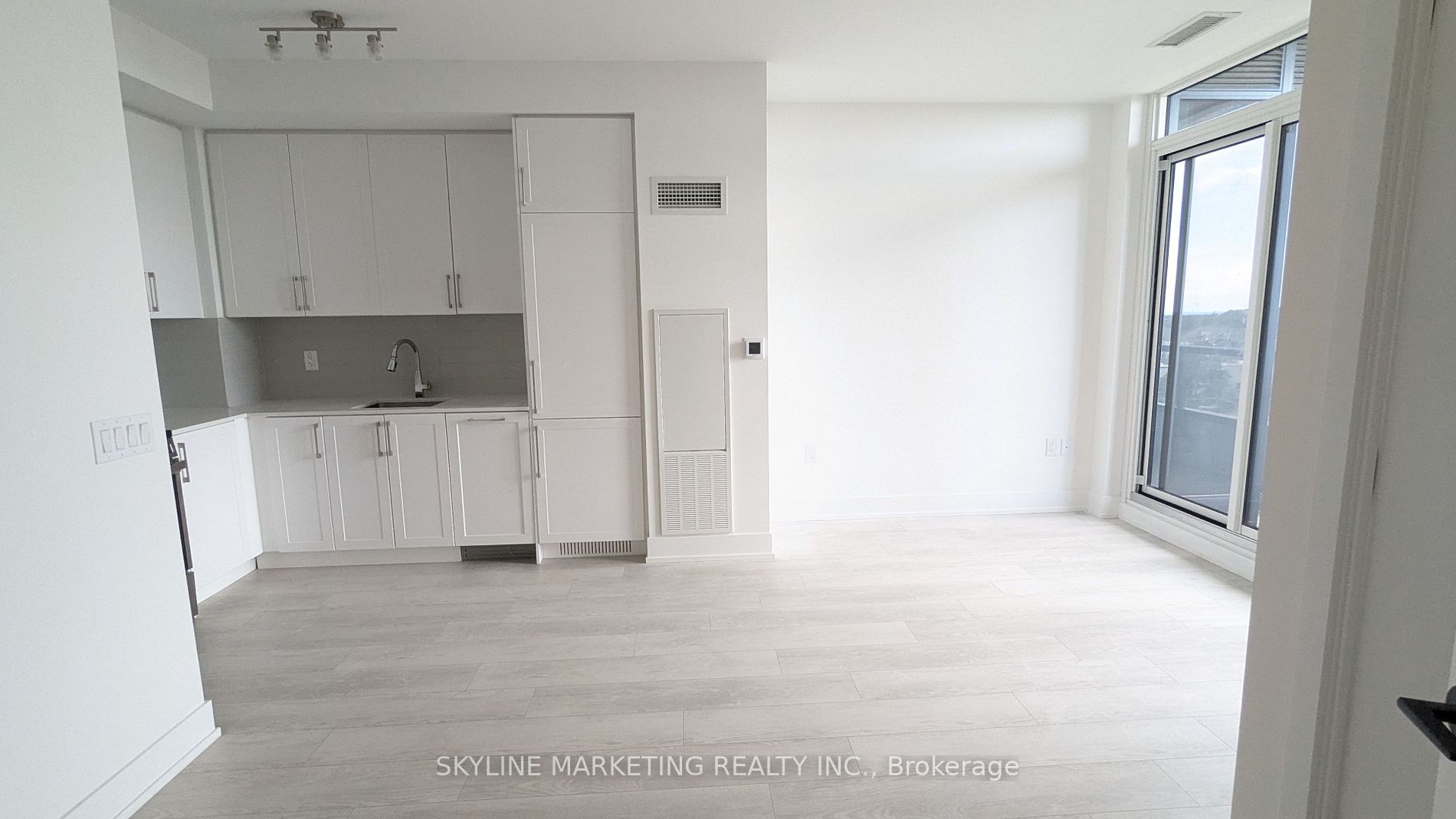 2450 Old Bronte Road #614