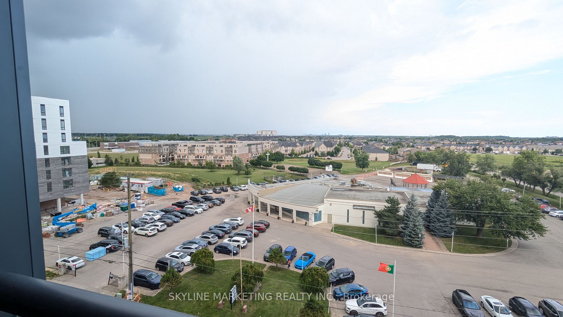 2450 Old Bronte Road #614
