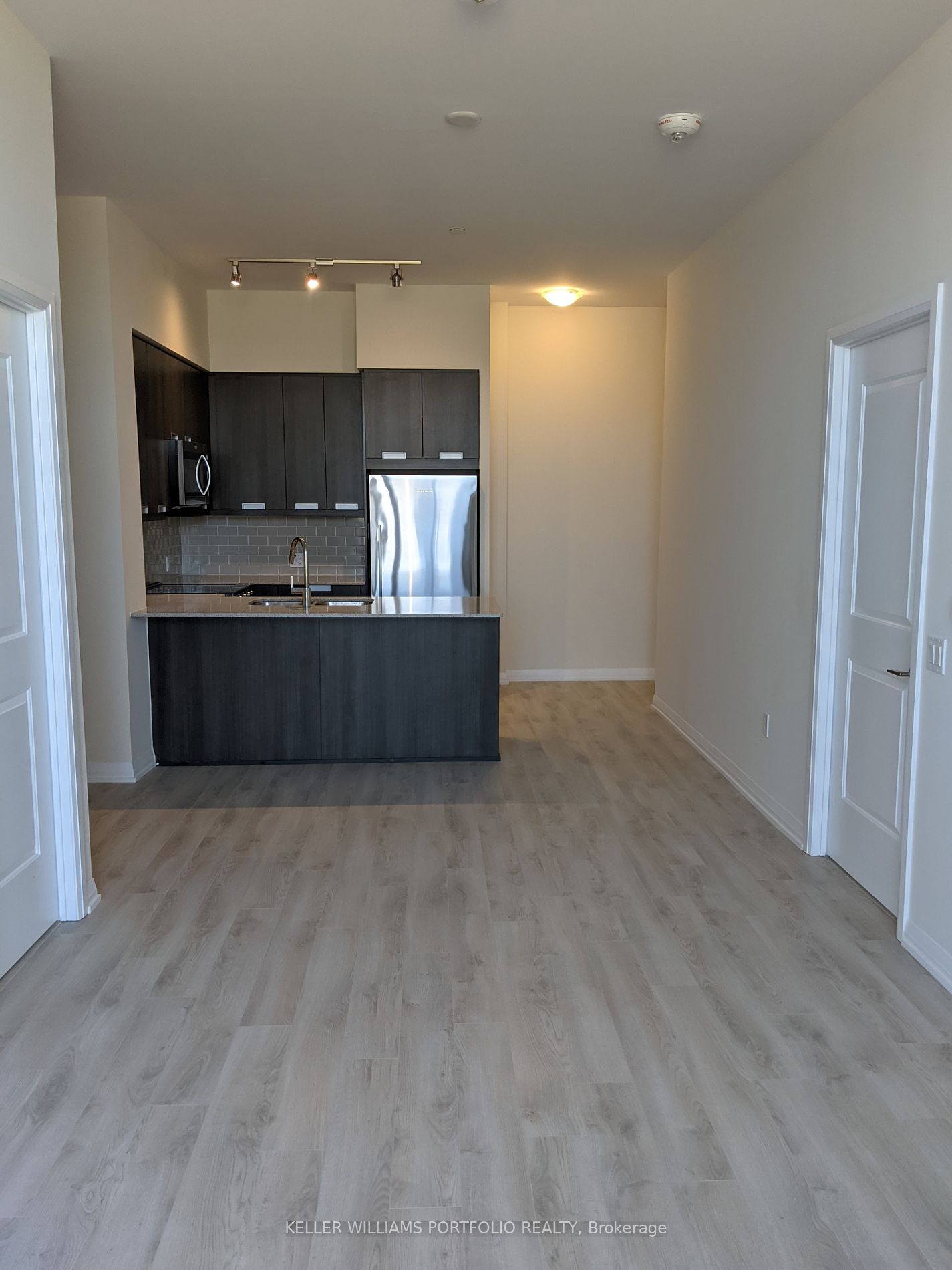 35 Watergarden Drive #112