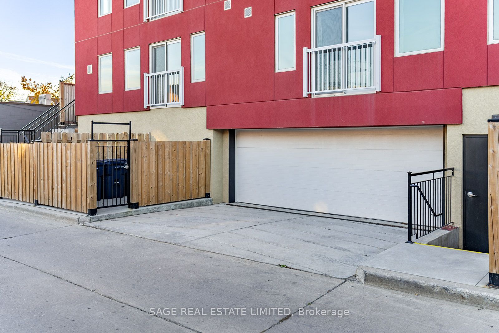 1183 Dufferin Street, #108