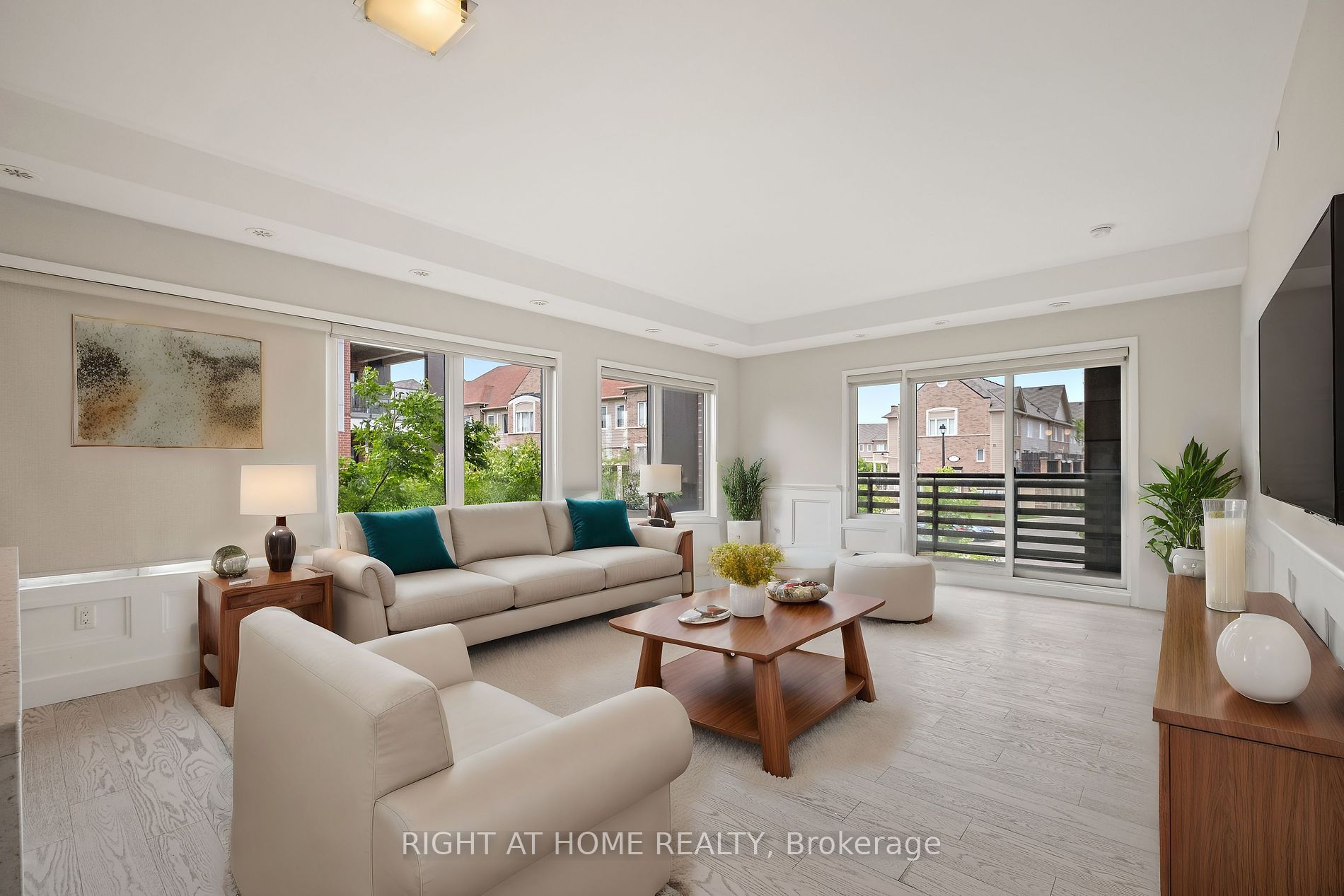 5025 Harvard Rd, #204