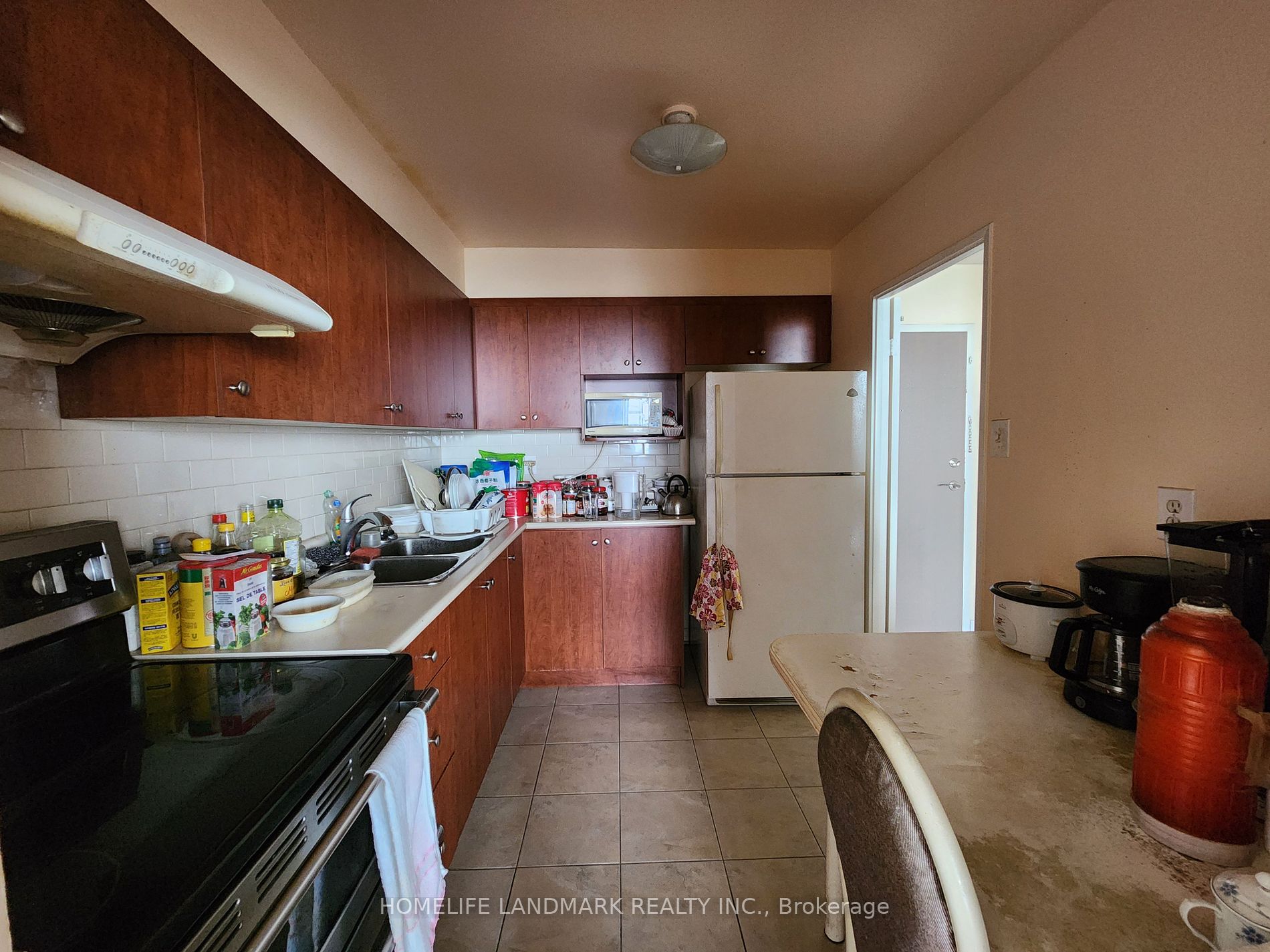 3390 Weston Road, #1906