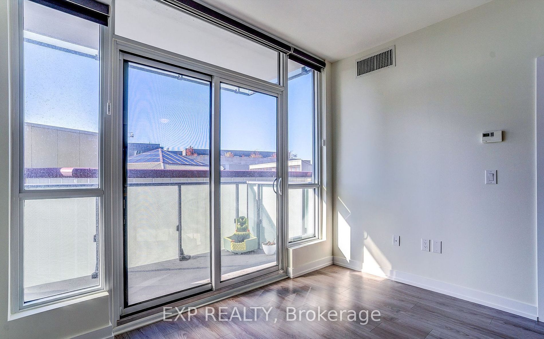10 De Boers Drive #514