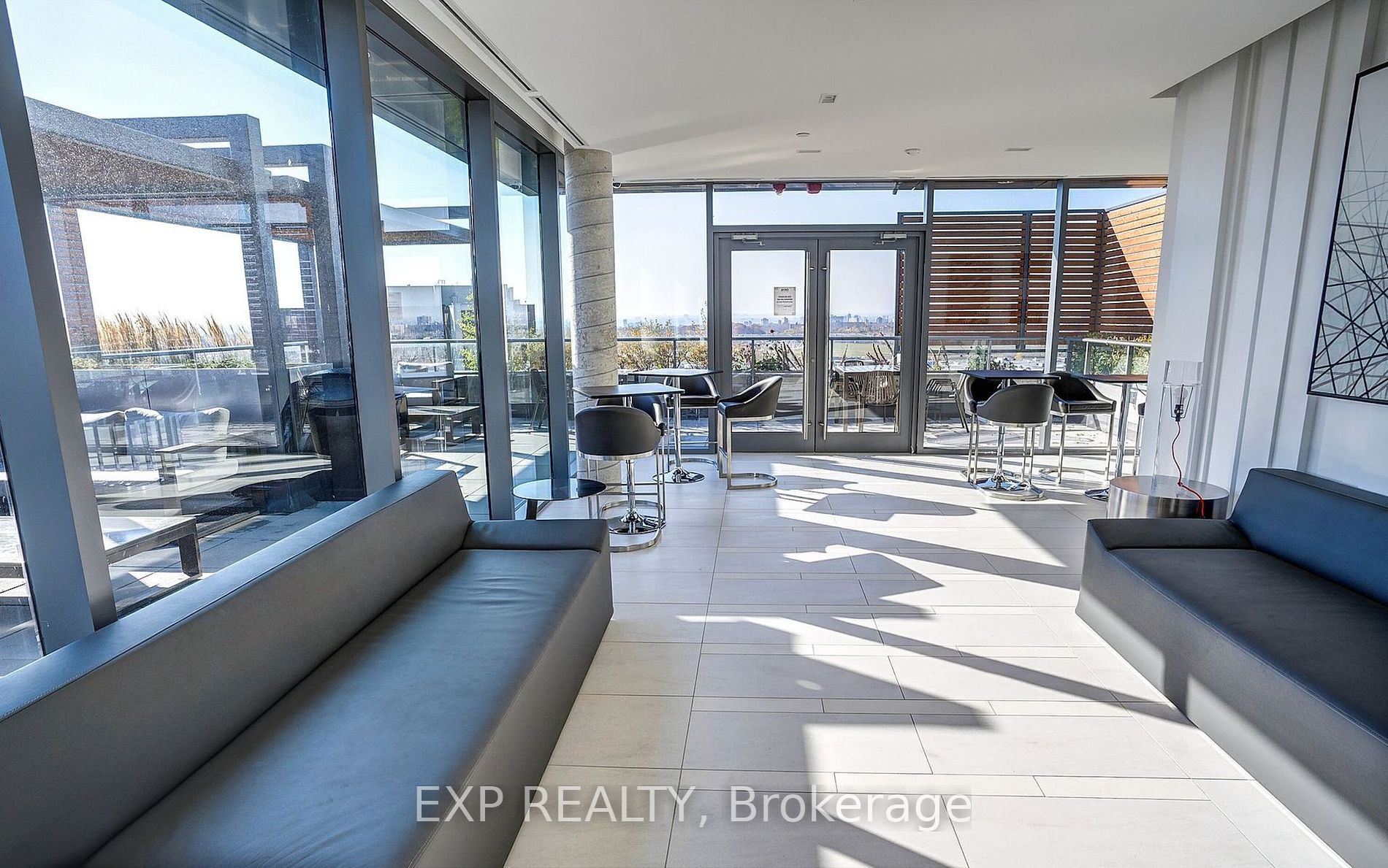 10 De Boers Drive #514
