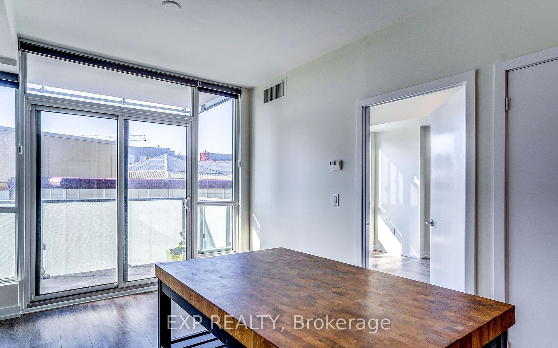 10 De Boers Drive #514