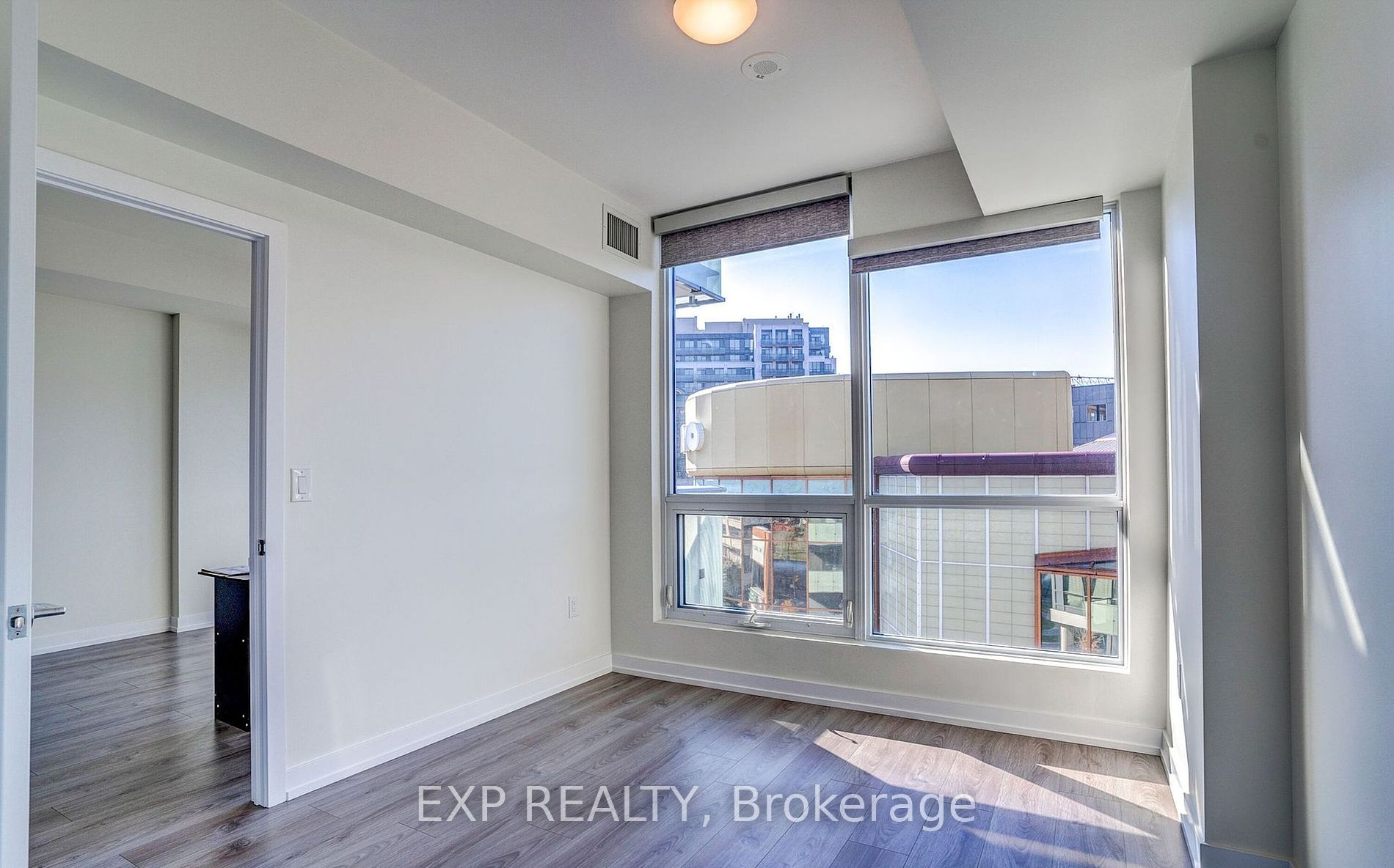 10 De Boers Drive #514