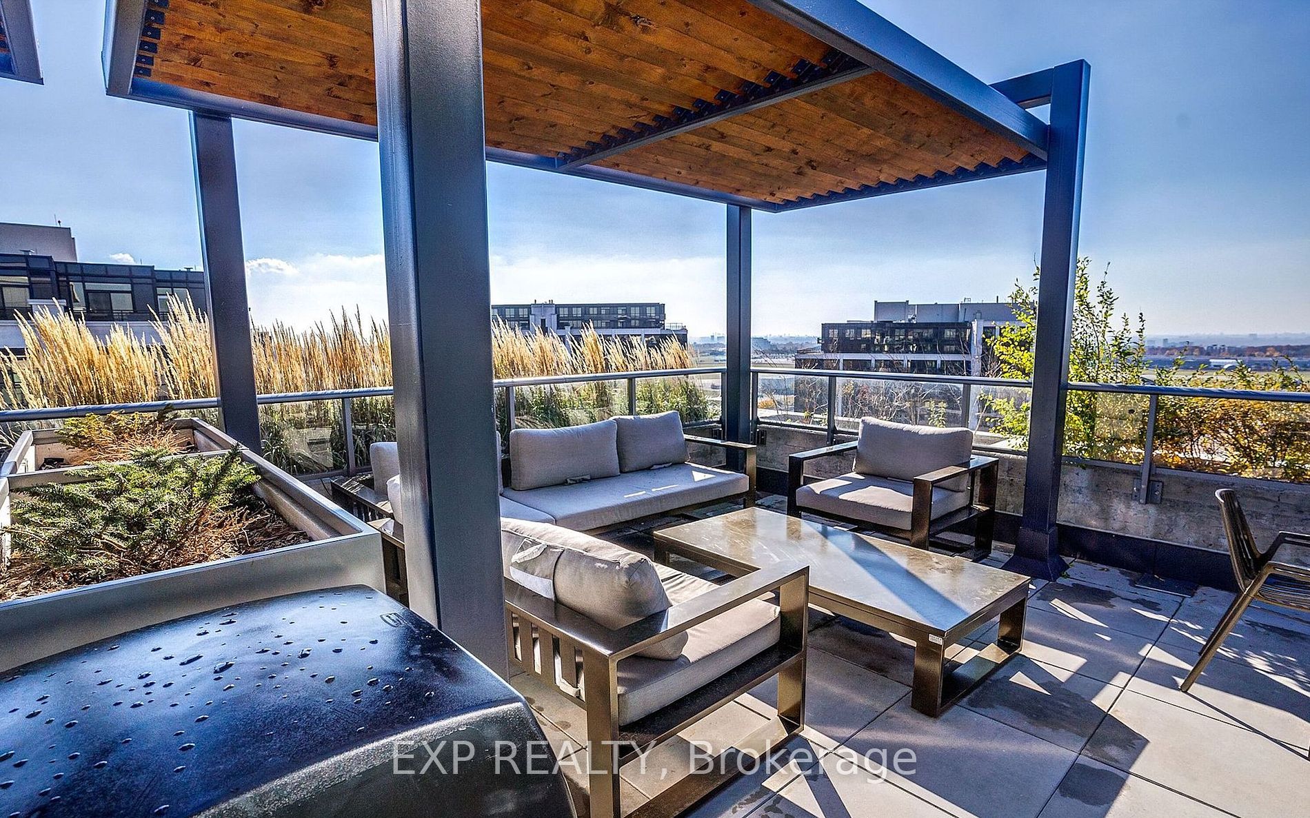 10 De Boers Drive #514